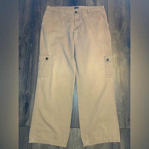 Dockers Women’s Cargo Pants Size 16 Khaki Beige Cotton Relaxed Fit - Picture 2 of 16